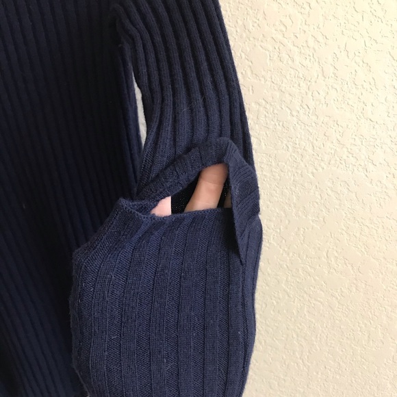 Frame Peek-a-boo Sweater - Picture 6 of 7